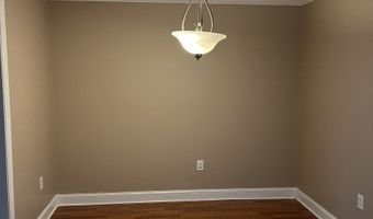 93 Park Ave 1505, Danbury, CT 06810