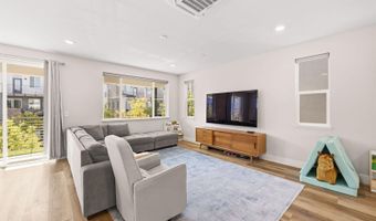 2825 Crusader St, Alameda, CA 94501