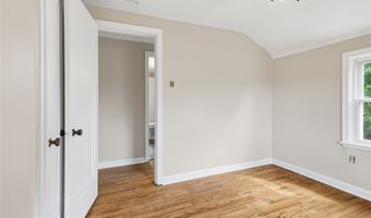 1739 Pierce St, Aliquippa, PA 15001