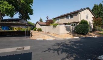 5015 Charmian Dr, Santa Rosa, CA 95409