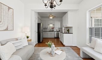 43217 BROOKFORD Sq, Ashburn, VA 20147