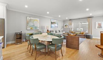510 N BAY Ave 210, Beach Haven, NJ 08008
