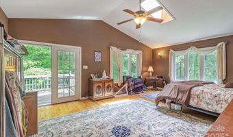 14 Shelton Branch Rd, Barnardsville, NC 28709