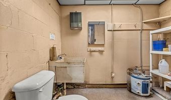 16136 White Ave, Allen Park, MI 48101