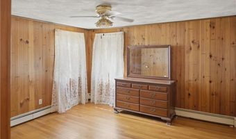 28 City View Pkwy, Johnston, RI 02919