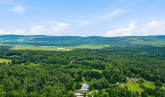 405 Old W Rd, Arlington, VT 05250