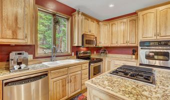 322 Davis Ct, Breckenridge, CO 80424