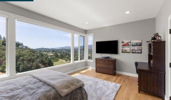 136 Tracy Ln, Alamo, CA 94507