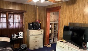 1015 S 6th St, Atchison, KS 66002