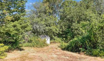 377 High St, Candia, NH 03034
