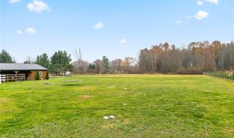 7374 Virginia Rd, Atwater, OH 44201