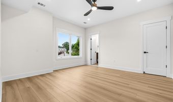 1905 N TAYLOR St, Arlington, VA 22207