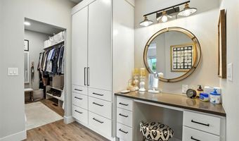 430 Carlyle Dr, North Liberty, IA 52317