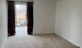 2633 FORT FARNSWORTH Rd 268, Alexandria, VA 22303