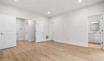 23021 BLUE EAGLE Ter, Ashburn, VA 20148