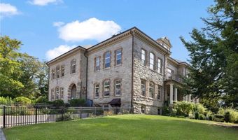 426 Spring St 101, Newport, RI 02840