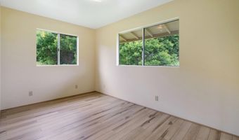 1784 W Kuiaha Rd, Haiku, HI 96708