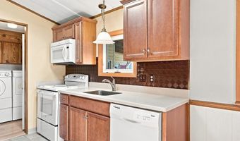 27 Castle Rd 153, Attleboro, MA 02703