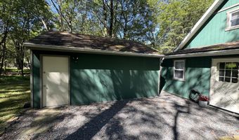 106 Burnshaw Ln, Albrightsville, PA 18210