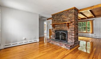 22 Oakland Cir, Abington, MA 02351