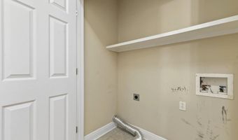241 Bismark St, Bay St. Louis, MS 39520