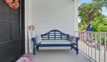 110 State St, Bay St. Louis, MS 39520