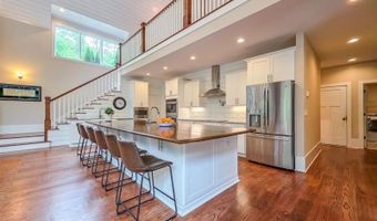 14 Allatoona Estates Dr SE, Acworth, GA 30102