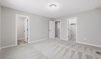 18738 Eisley Cv, Auburn, IN 46706