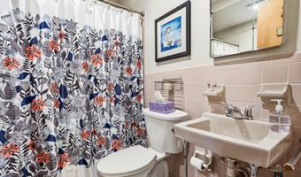 201 8th Ave 2B, Belmar, NJ 07719