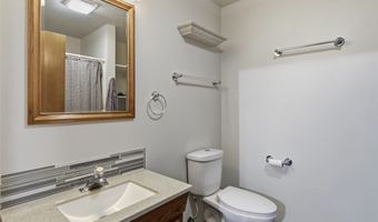 511 S Beach Dr, Altoona, WI 54720