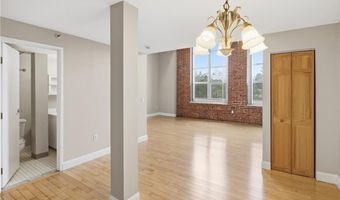 494 Woonasquatucket Ave 411, North Providence, RI 02911