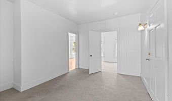 21 Hyde St 2, Burlington, VT 05401