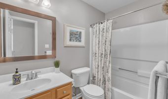 3007 Shopton Dr, Apex, NC 27502
