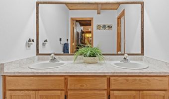 1660 Pine Dr, Arnold, CA 95223