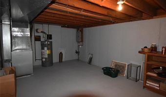 3 Grant St, Attleboro, MA 02703