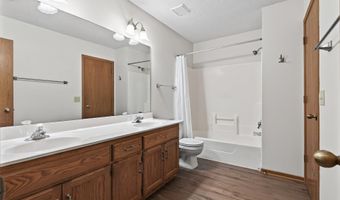 14799 Endicott Way, Apple Valley, MN 55124