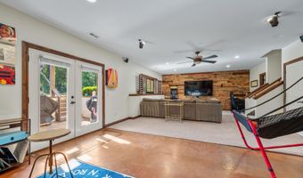 1427 E Timber Falls Ct, Andover, KS 67002