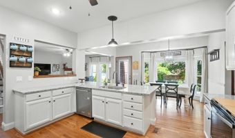 8608 Sunmont Dr, Anderson Twp., OH 45255
