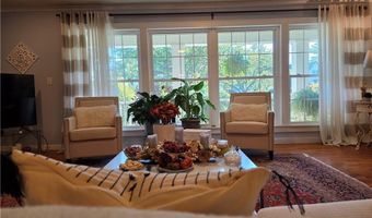 610 Central Ave, Bentonville, AR 72712