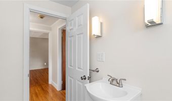 67 Vancouver Ave, Warwick, RI 02886