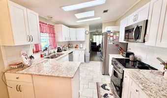 310 Lookout Cir, Auburndale, FL 33823