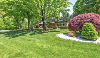 350 Brooke Meadow Rd, Berlin, CT 06037