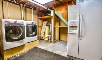 705 N High St, Aberdeen, SD 57401