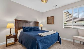 2077 Del Rincon Pl, Escondido, CA 92026