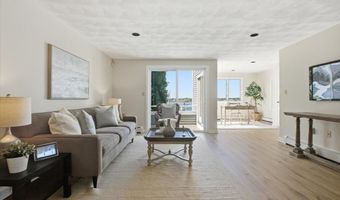 53 Front St 53, Beverly, MA 01915