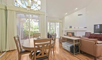 8275 Round Hills Cir, Las Vegas, NV 89113