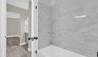 544 ORANGE Dr 10, Altamonte Springs, FL 32701