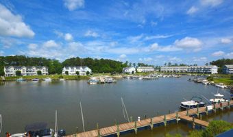 10900 HOLYSTONE Ln 202, Berlin, MD 21811