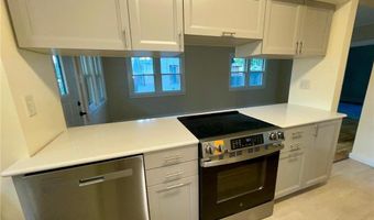 809 6th Ave SE, Austin, MN 55912