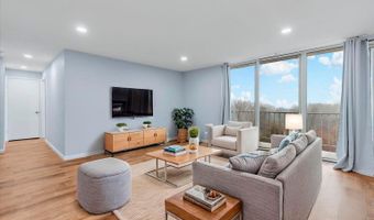 4520 KING St 601, Alexandria, VA 22302